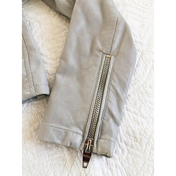 BLANKNYC Faux Leather Moto Jacket In Gray (Never Too Much) Womans Sz Medium - Picture 7 of 11